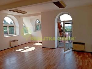 Pronájem bytu 1+1, Tábor, Šafaříkova, 42 m2