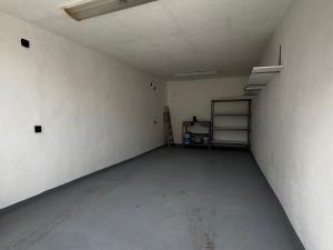 Pronájem garáže, Opava, Zíkova, 20 m2