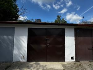 Pronájem garáže, Opava, Zíkova, 20 m2
