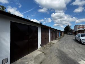 Pronájem garáže, Opava, Zíkova, 20 m2