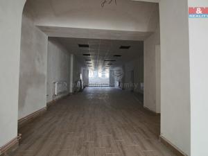 Pronájem obchodního prostoru, Chomutov, Ruská, 300 m2
