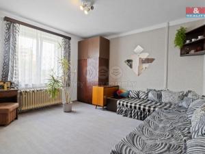Prodej bytu 4+1, Komárov, Nad Oborou, 92 m2