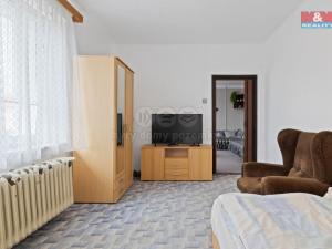 Prodej bytu 4+1, Komárov, Nad Oborou, 92 m2