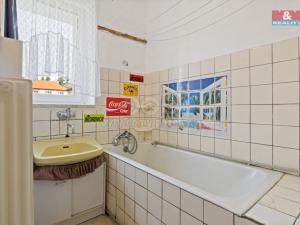 Prodej bytu 4+1, Komárov, Nad Oborou, 92 m2