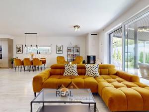Prodej rodinného domu, Holasice, Čtvrtě, 139 m2