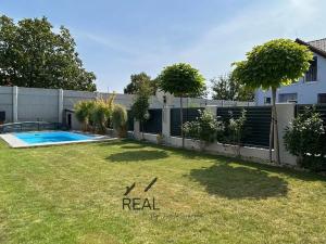 Prodej rodinného domu, Holasice, Čtvrtě, 139 m2