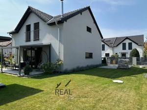 Prodej rodinného domu, Holasice, Čtvrtě, 139 m2
