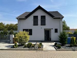Prodej rodinného domu, Holasice, Čtvrtě, 139 m2