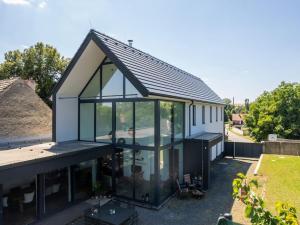 Prodej rodinného domu, Černěves, 237 m2