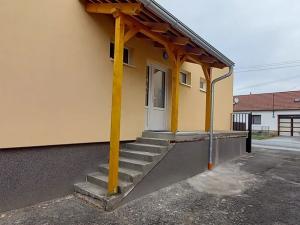 Pronájem bytu 2+1, Rousínov, 78 m2