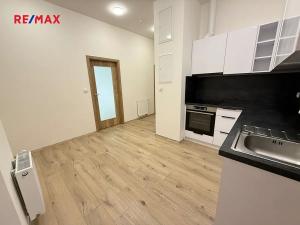 Pronájem bytu 2+1, Plzeň, Klatovská třída, 66 m2