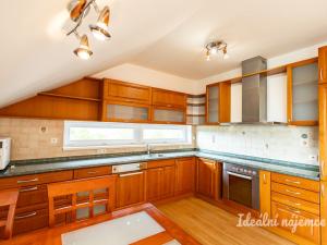 Pronájem bytu 4+kk, Praha - Dubeč, U lipové aleje, 95 m2