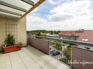 Pronájem bytu 4+kk, Praha - Dubeč, U lipové aleje, 95 m2