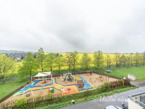 Pronájem bytu 4+kk, Praha - Dubeč, U lipové aleje, 95 m2