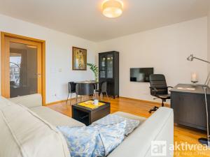 Pronájem bytu 1+kk, Praha - Žižkov, Pitterova, 38 m2