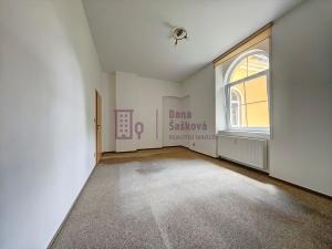 Pronájem bytu 2+kk, Jindřichův Hradec, Deštenská, 61 m2