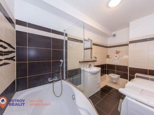 Prodej bytu 2+kk, Olomouc - Nové Sady, Družební, 54 m2