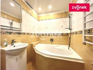 Pronájem bytu 4+1, Zlín, Okružní, 77 m2