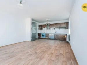Prodej rodinného domu, Staré Jesenčany, 140 m2