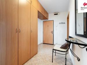 Prodej bytu 3+1, Praha - Prosek, Vysočanská, 72 m2