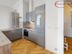 Pronájem bytu 2+kk, Jablonec nad Nisou, Komenského, 57 m2