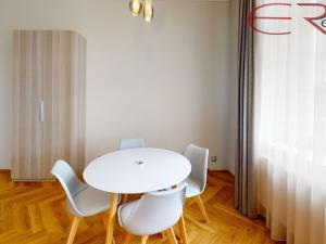 Pronájem bytu 2+kk, Jablonec nad Nisou, Komenského, 57 m2