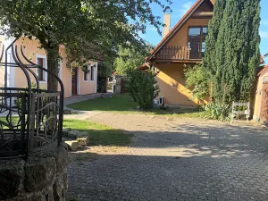 Prodej pozemku pro bydlení, Bělá pod Bezdězem, 910 m2