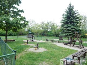 Prodej bytu 2+1, Chomutov, Bezručova, 62 m2