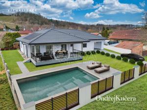 Prodej rodinného domu, Jeviněves, 200 m2