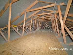 Prodej rodinného domu, Jeviněves, 200 m2