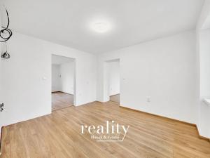 Prodej ubytování, Hrušovany nad Jevišovkou, Drnholecká, 383 m2