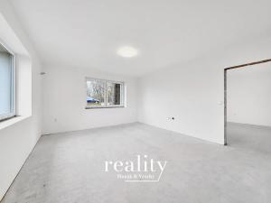 Prodej ubytování, Hrušovany nad Jevišovkou, Drnholecká, 383 m2