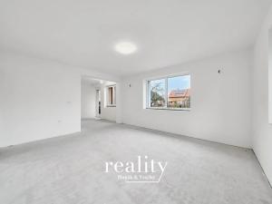 Prodej ubytování, Hrušovany nad Jevišovkou, Drnholecká, 383 m2