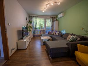 Prodej bytu 3+1, Hodonín, třída Bří Čapků, 73 m2