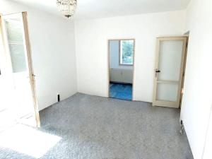 Prodej bytu 2+1, Rotava, Sídliště, 51 m2