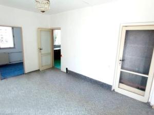 Prodej bytu 2+1, Rotava, Sídliště, 51 m2