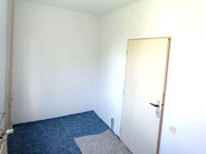 Prodej bytu 2+1, Rotava, Sídliště, 51 m2