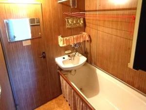 Prodej bytu 2+1, Rotava, Sídliště, 51 m2