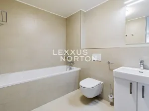 Pronájem bytu 2+kk, Praha - Karlín, Pernerova, 61 m2