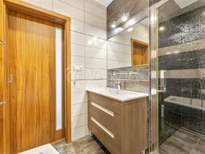 Prodej bytu 3+kk, Praha - Prosek, Stoupající, 75 m2