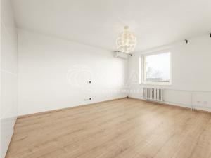 Prodej bytu 3+kk, Praha - Prosek, Stoupající, 75 m2