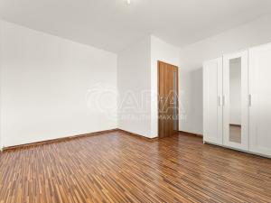 Prodej bytu 3+kk, Praha - Prosek, Stoupající, 75 m2