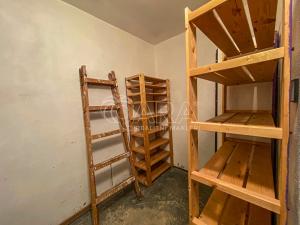 Prodej bytu 3+kk, Praha - Prosek, Stoupající, 75 m2
