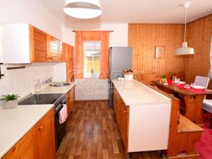 Prodej rodinného domu, Veleň, U Kovárny, 93 m2