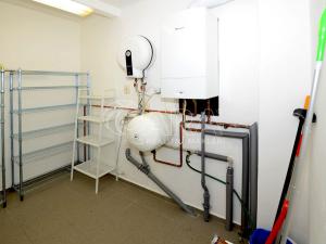 Prodej rodinného domu, Veleň, U Kovárny, 93 m2