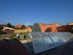 Prodej rodinného domu, Veleň, U Kovárny, 93 m2