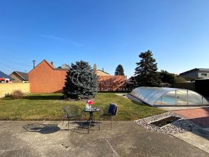 Prodej rodinného domu, Veleň, U Kovárny, 93 m2