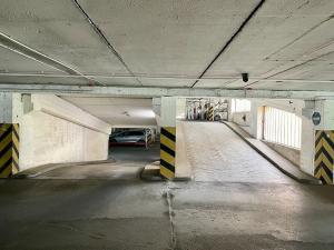 Prodej garážového stání, Praha - Střížkov, Lovosická, 14 m2