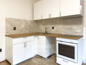 Pronájem bytu 2+kk, Brandýs nad Labem-Stará Boleslav, Masarykovo náměstí, 48 m2
