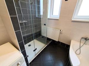 Pronájem bytu 3+1, Praha - Vokovice, V středu, 85 m2